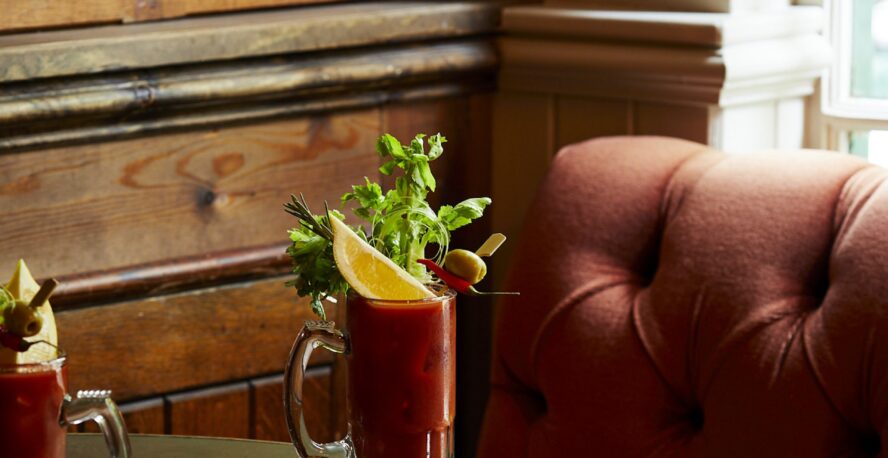 SUNDAY LUNCH ICONS: THE PERFECT BLOODY MARY & VIRGIN MARY RECIPE